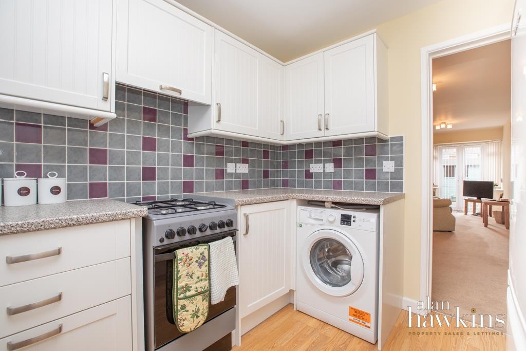Images for Keats Close, Royal Wootton Bassett Sn4 8 EAID:11742 BID:1