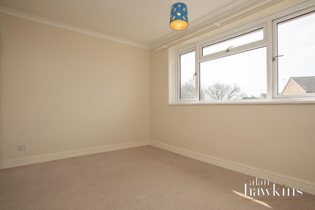 Images for Longfellow Crescent, Royal Wootton Bassett SN4 8 EAID:11742 BID:1