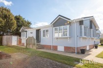 Images for Bungalow Park, Bradenstoke
