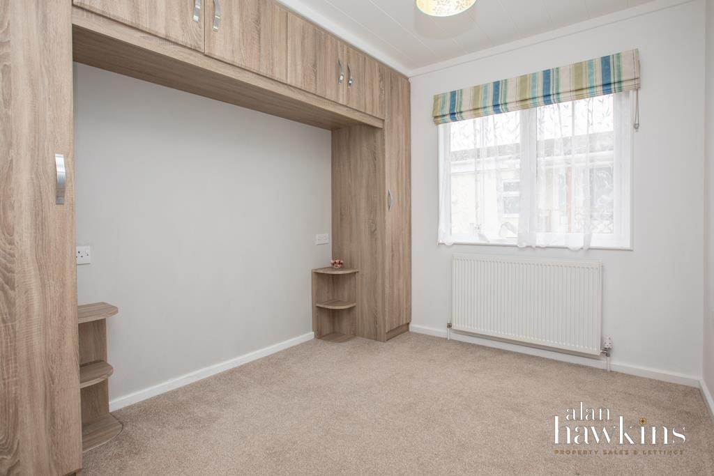 Images for Bungalow Park, Bradenstoke EAID:11742 BID:1