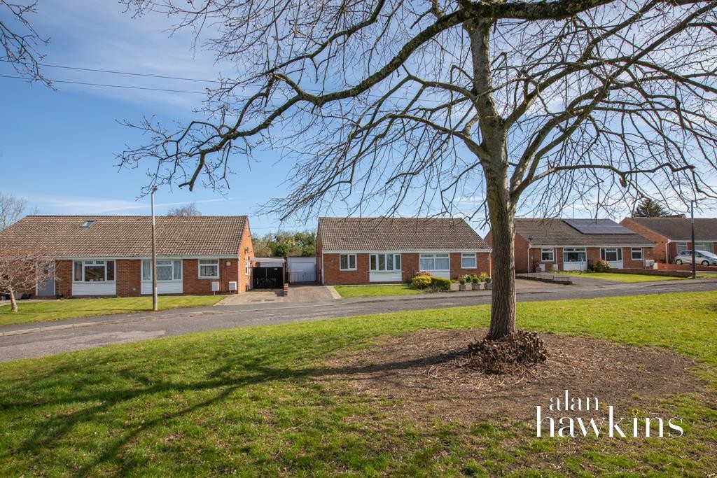 Images for Shelly Ave, Royal Wootton Bassett SN4 8 EAID:11742 BID:1