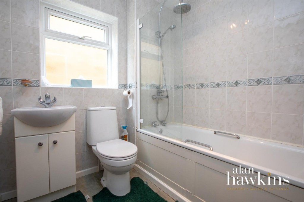 Images for Bardsey Close, Royal Wootton Bassett EAID:11742 BID:1