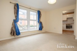 View Full Details for Chain Court, Swindon SN1 4 - EAID:11742, BID:1