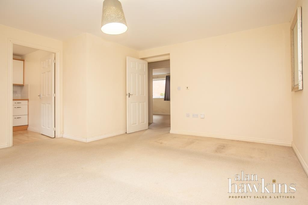 Images for Chain Court, Swindon SN1 4 EAID:11742 BID:1