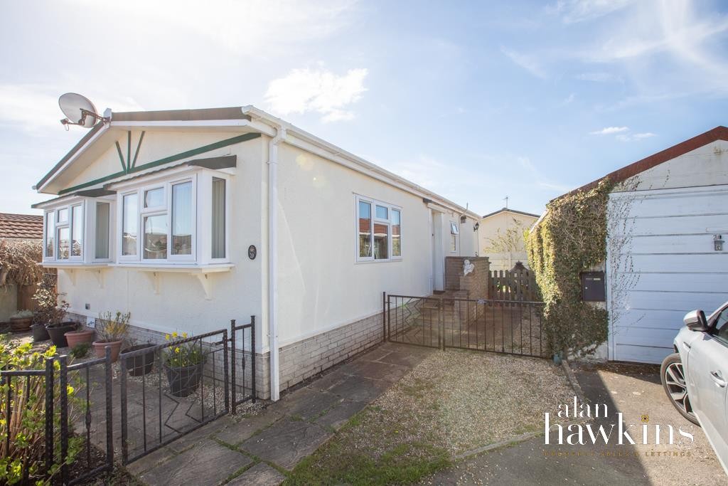 Images for Church Park, Bradenstoke SN15 4 EAID:11742 BID:1
