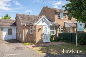 Victoria Drive, Lyneham SN15 4