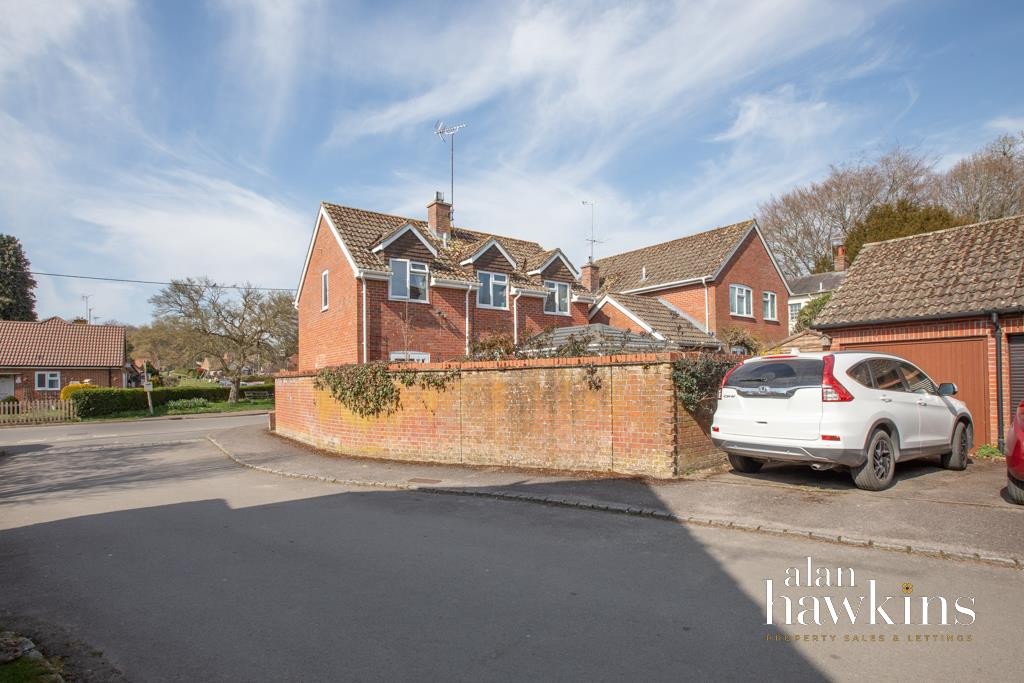 Images for Lawrence Mead, Ramsbury, Marlborough EAID:11742 BID:1
