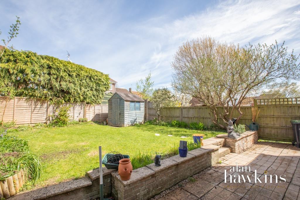 Images for Alderney Close, Royal Wootton Bassett SN4 8 EAID:11742 BID:1