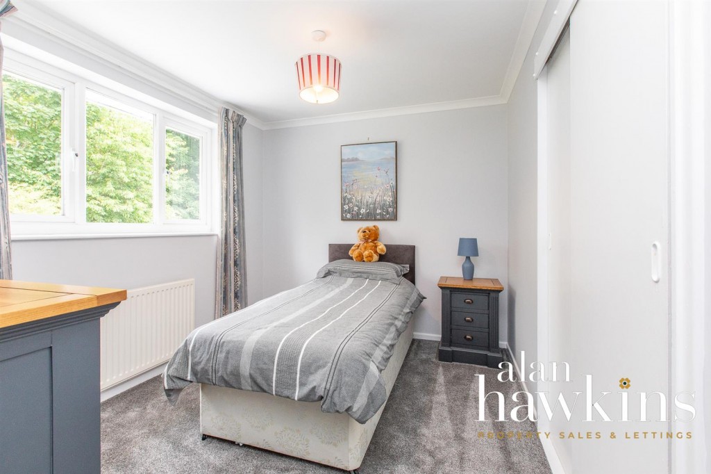 Images for Saffron Close, Wootton Bassett EAID:11742 BID:1