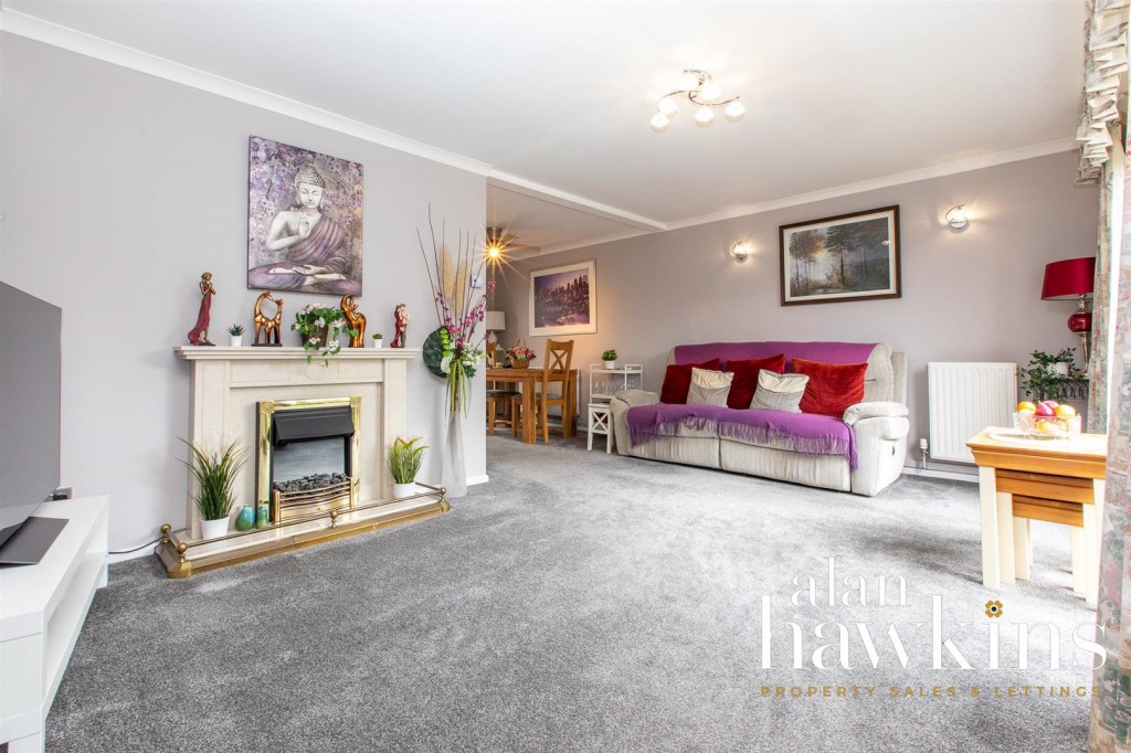 Images for Saffron Close, Wootton Bassett EAID:11742 BID:1