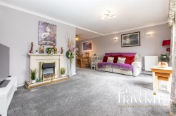 View Full Details for Saffron Close, Wootton Bassett - EAID:11742, BID:1