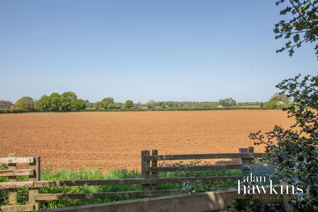 Images for Orchard Lane, Tockenham SN4 7 EAID:11742 BID:1