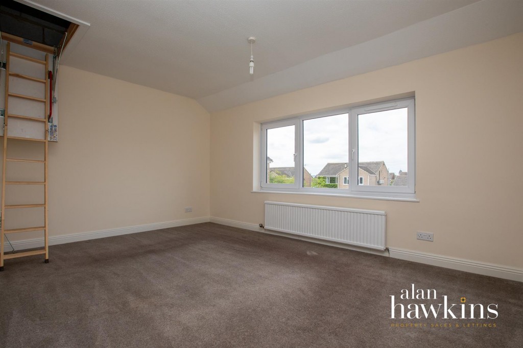 Images for Gainsborough Avenue, Royal Wootton Bassett EAID:11742 BID:1