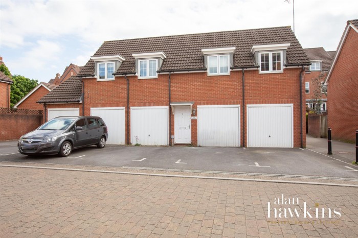 View Full Details for Hart Close, Royal Wootton Bassett - EAID:11742, BID:1