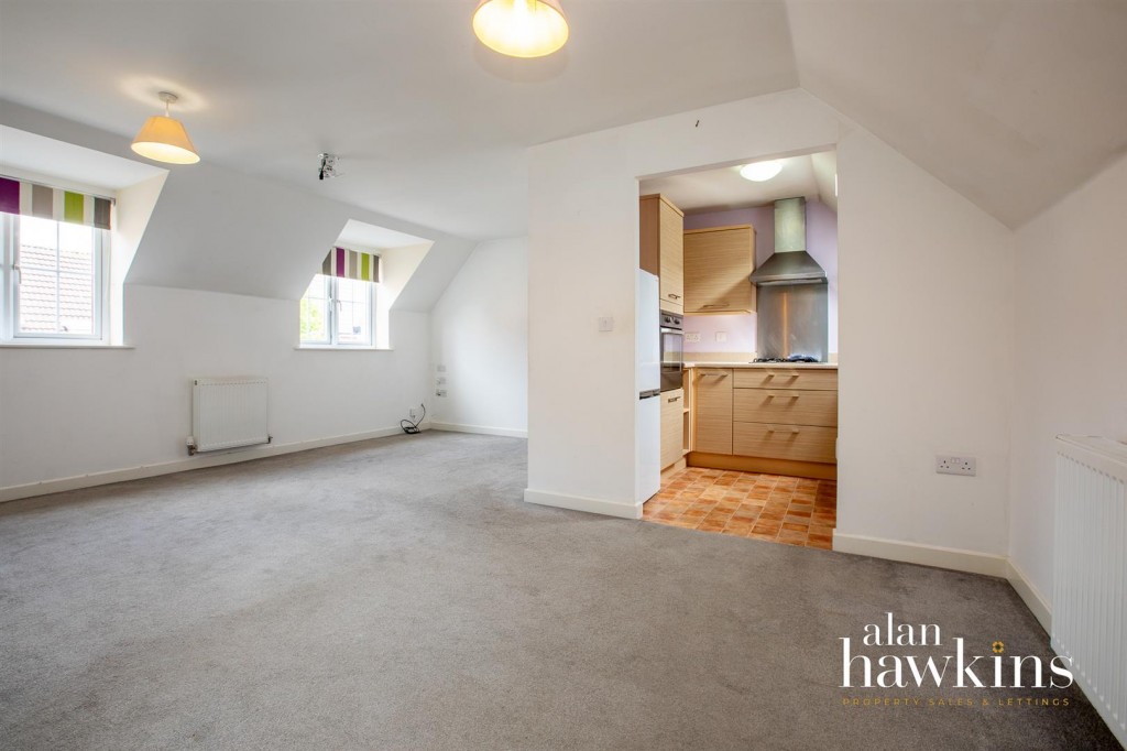 Images for Hart Close, Royal Wootton Bassett EAID:11742 BID:1