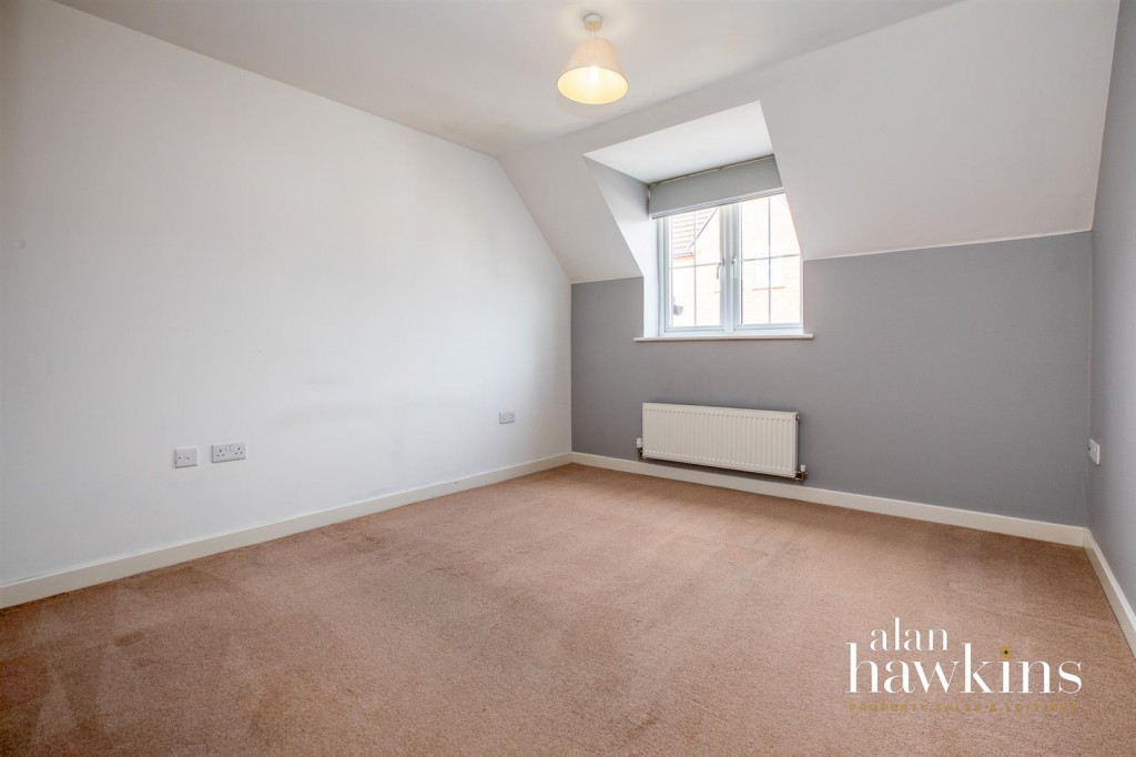Images for Hart Close, Royal Wootton Bassett EAID:11742 BID:1