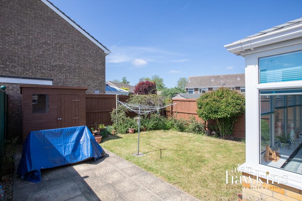 Images for Saffron Close, Royal Wootton Bassett SN4 EAID:11742 BID:1