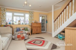 View Full Details for Saffron Close, Royal Wootton Bassett SN4 - EAID:11742, BID:1