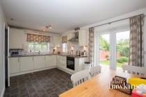 Images for Crosstrees, Royal Wootton Bassett