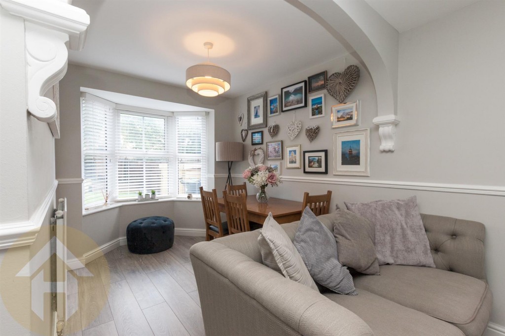 Images for Woodshaw, Royal Wootton Bassett EAID:11742 BID:1
