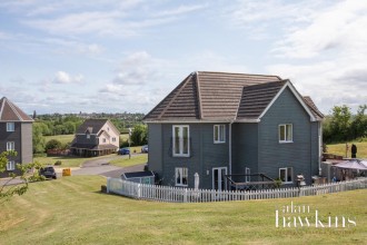 Wiltshire Crescent, Wiltshire Leisure Village SN4 7