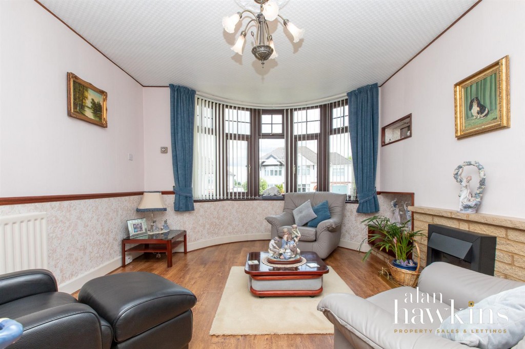 Images for Brynards Hill, Royal Wootton Bassett EAID:11742 BID:1