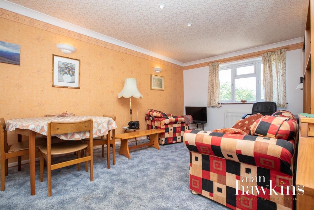 Images for Farne Way, Royal Wootton Bassett EAID:11742 BID:1