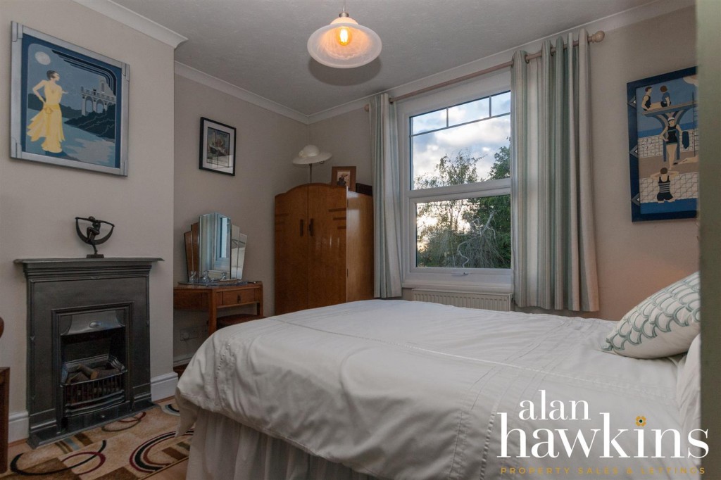 Images for Marlborough Road, Royal Wootton Bassett. EAID:11742 BID:1