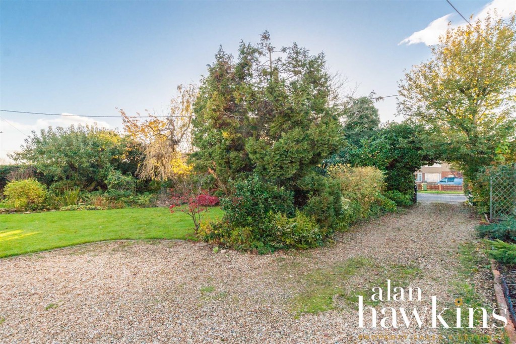 Images for Marlborough Road, Royal Wootton Bassett. EAID:11742 BID:1