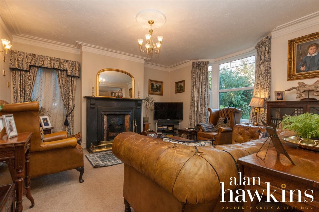 Images for Marlborough Road, Royal Wootton Bassett. EAID:11742 BID:1