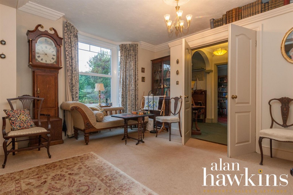 Images for Marlborough Road, Royal Wootton Bassett. EAID:11742 BID:1