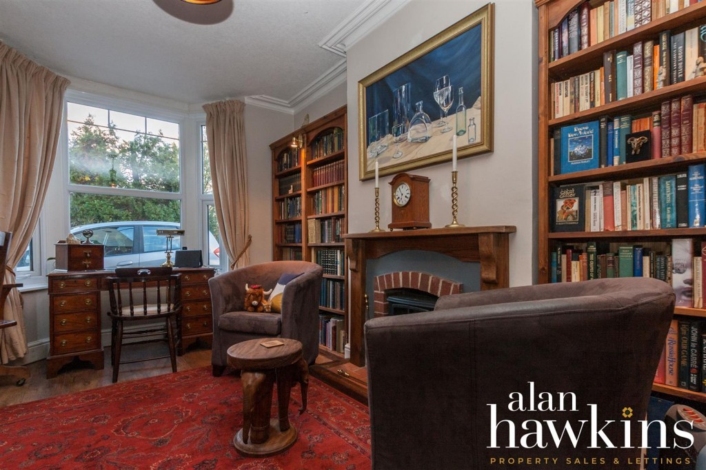 Images for Marlborough Road, Royal Wootton Bassett. EAID:11742 BID:1
