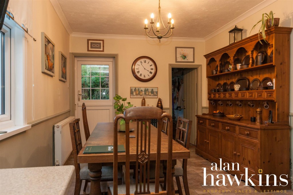 Images for Marlborough Road, Royal Wootton Bassett. EAID:11742 BID:1
