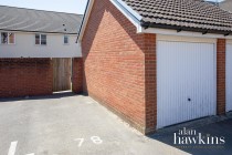 Images for Cloatley Crescent, Royal Wootton Bassett