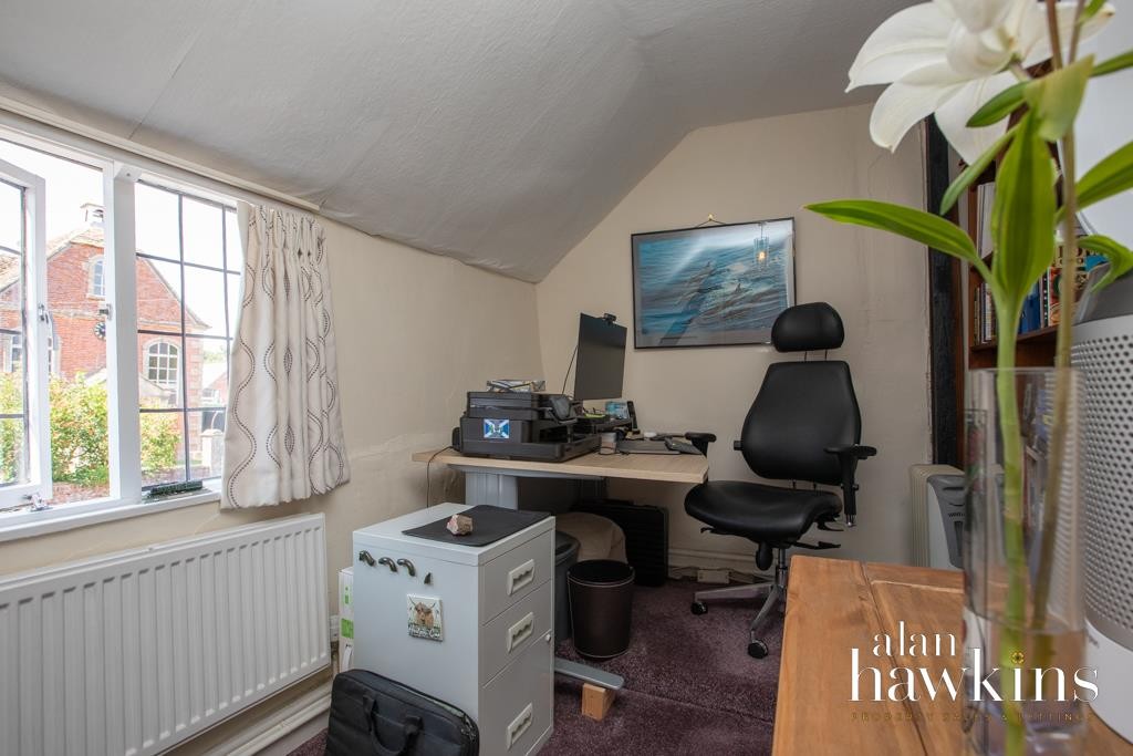 Images for Bradenstoke SN15 4 EAID:11742 BID:1