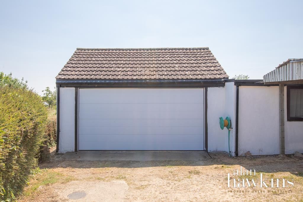 Images for Bradenstoke SN15 4 EAID:11742 BID:1