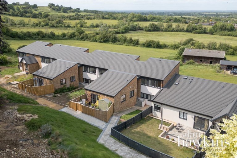 Hooks Hill Apartments, Purton