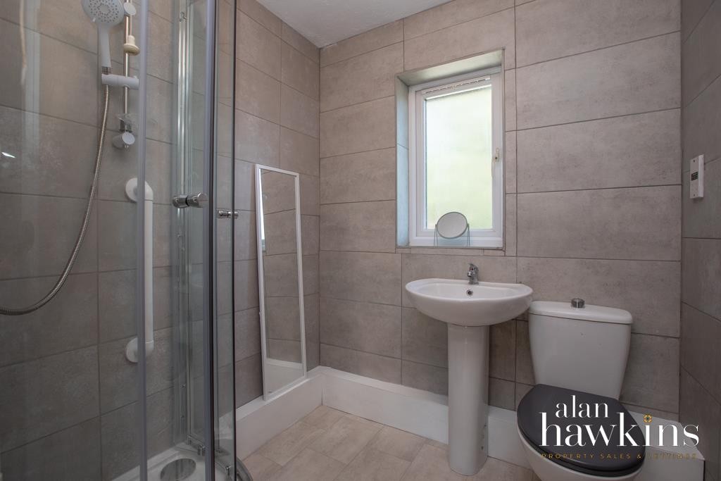 Images for Badger Close, Royal Wootton Bassett EAID:11742 BID:1