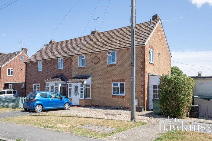 View Full Details for Tinkers Field, Royal Wootton Bassett - EAID:11742, BID:1
