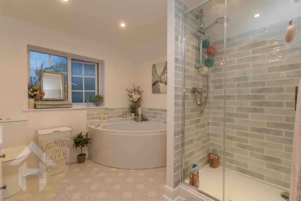 Images for Wood Street, Royal Wootton Bassett EAID:11742 BID:1