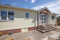 Images for Bungalow Caravan Park, Bradenstoke