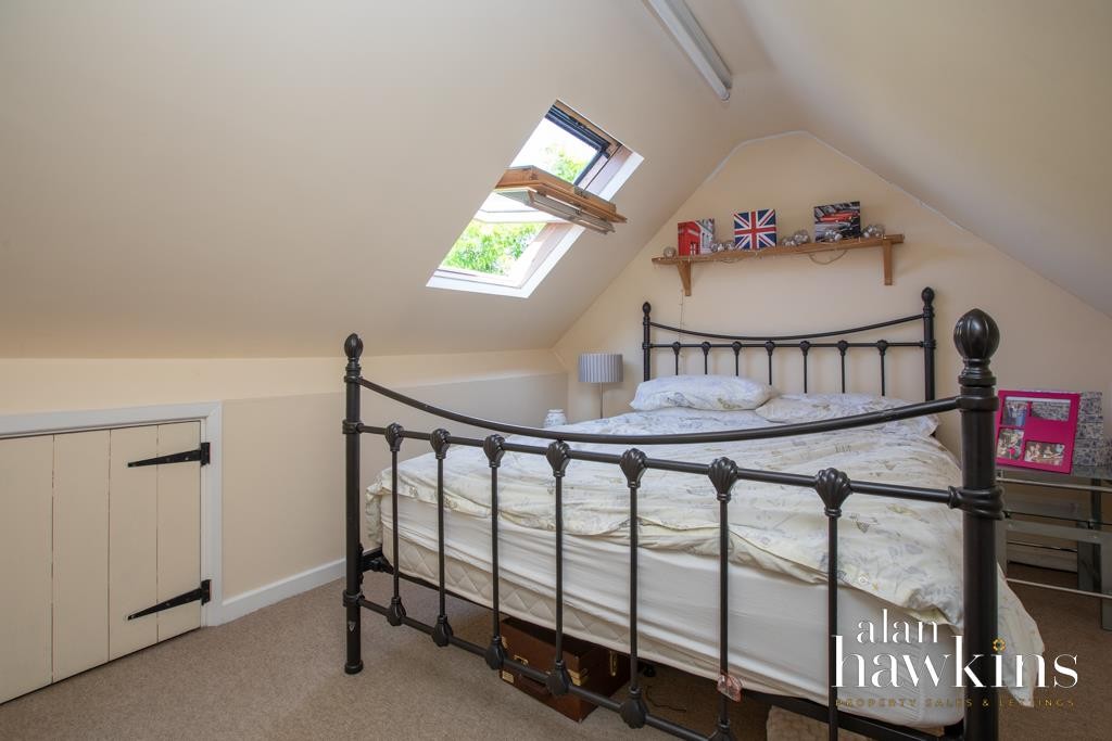 Images for Bradenstoke SN15 4 EAID:11742 BID:1