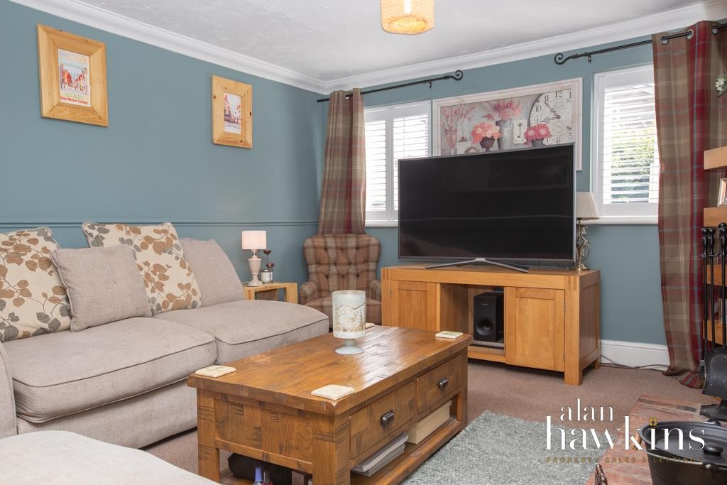 Images for Bradenstoke SN15 4 EAID:11742 BID:1
