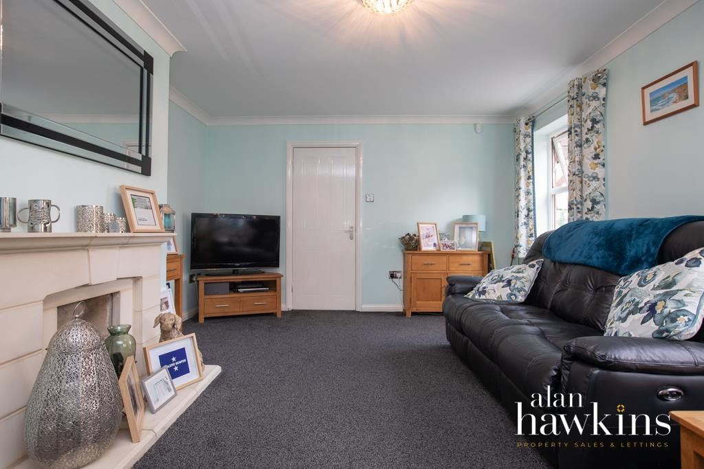 Images for Saltspring Drive, Royal Wootton Bassett EAID:11742 BID:1