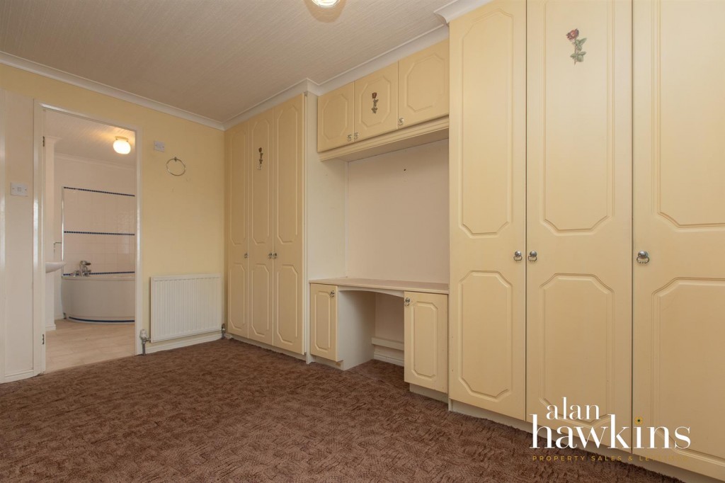 Images for Lillybrook Estate, Lyneham, Chippenham EAID:11742 BID:1