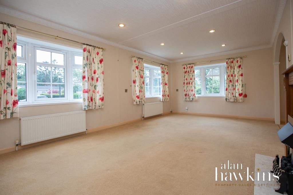 Images for Lydiard Residential Park, Hook Street, Royal Wootton Bassett EAID:11742 BID:1