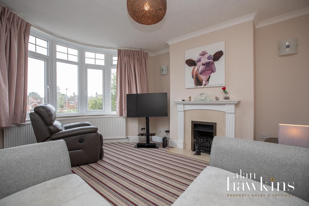 Images for Nore Marsh Road, Royal Wootton Bassett EAID:11742 BID:1