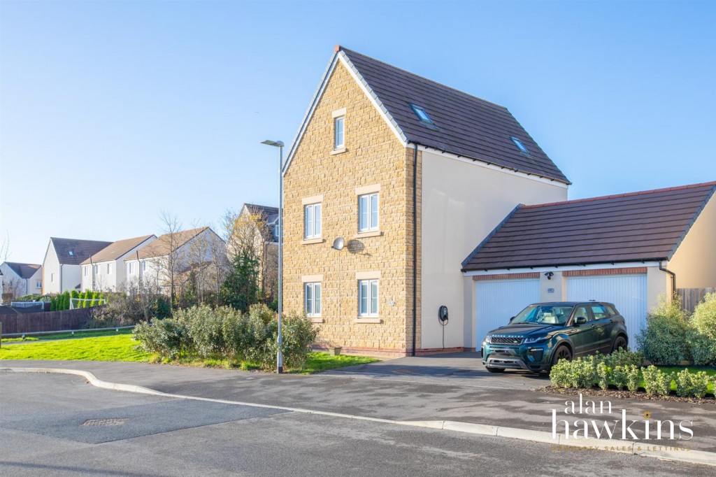 Images for Evening Star, Royal Wootton Bassett EAID:11742 BID:1