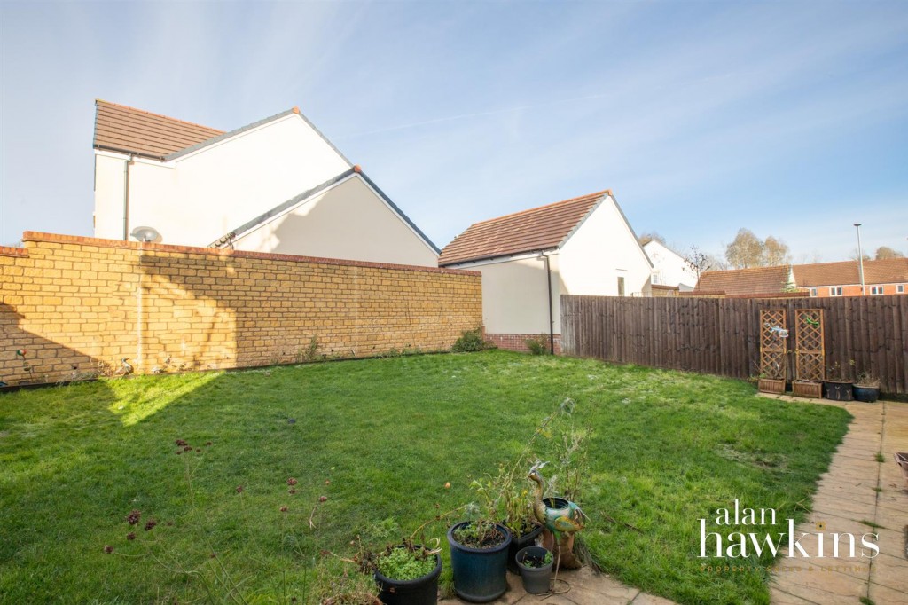 Images for Evening Star, Royal Wootton Bassett EAID:11742 BID:1