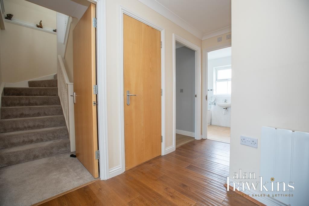 Images for Marbeck Close, Redhouse, Swindon EAID:11742 BID:1